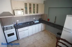 Moderno departamento caseros - Image 1