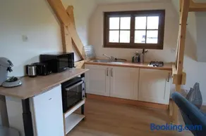 Logement entier indépendant avec espace extérieur - Image 1