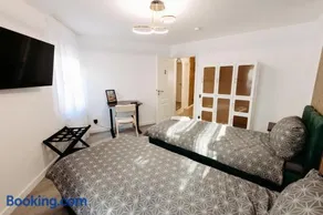 Neues Modernes Apartment, 3 Zimmer, 7 Betten, Küche, 1,5 Badezimmer - Image 3