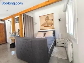 Beautiful home, ideal for visiting Aix and Marseille - Image 4