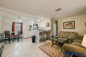 Siesta Vacation Home - Image 3