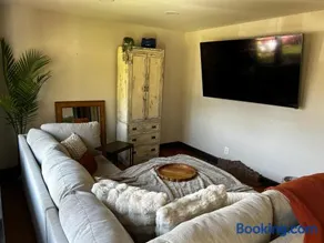 Modern 3BR Retreat Near ATL Airport Quiet Neighborhood Sleeps 6 - Image 2