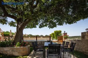 Villa Eleftherna - Majestic Evergreen Retreat with Scenic Views - Image 3