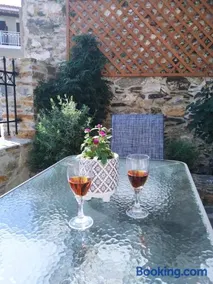 Alegio central Skopelos apartment bnb - Image 2