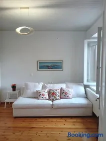 Bright Home in Historic Mithymna - Image 4