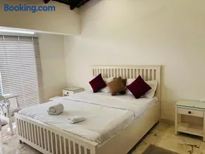 little penthouse - Image 1