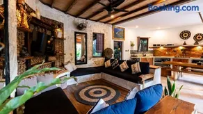 Bukit Surf Villa - Image 5