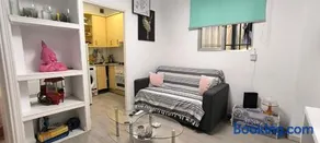 Apartamento en corrala tipica de madrid - Image 1