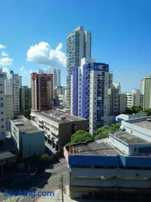 Apartamento bairro Praia do Canto na Reta da Penha - Image 2
