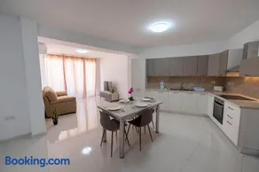 Mosta 2BDR Apartment - Image 1