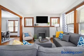 3BR Bristol Retreat - 2 Blocks from State Street - Image 1
