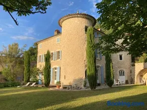 Château de Peyrolles - Image 3