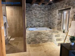 Maison romantique avec jacuzzi privatif - Image 5