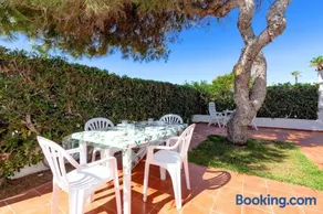 Apartamento con jardín, terraza y barbacoa | Vistas al jardín - Image 1