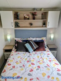 3 bedroom Heaven Home - Image 2