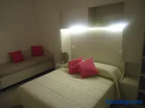 Hotel Mont Blanc - Image 3