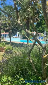 Gîtes de charme "l'écrin de Vendée" jacuzzi privatif, piscine chauffée, prestations bien être, vélos à 10 mn de l'océan sur 3,5 h de verdure - Image 5