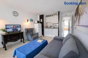 Apartment Sea View in Rincon de Loix- free parking, pool, Wi-Fi, new air conditioning - Image 4