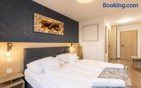171 Hotel Hegyeshalom - Image 5