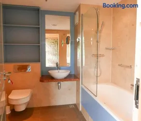 Greystones Glamping - Tent 4 - Image 4