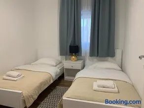 Apartmani Albatros - Image 1