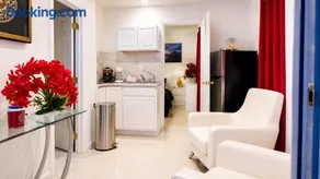 Private Miami Suite - Image 1