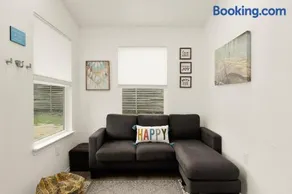 Hunka Hunka Cabin - Image 4