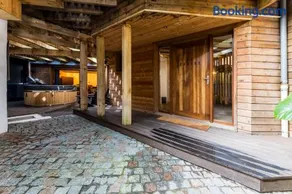 KABANE KEYWEEK Villa pool spa sauna downtown - Image 3