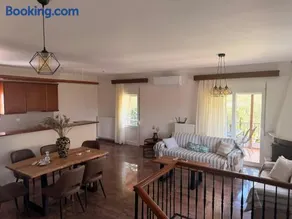 Olea House - Image 2