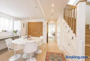 Church Cottage - Image 4