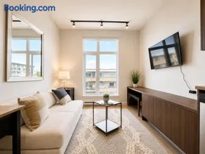 Lovely Brand New Condo - Image 1