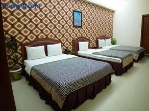 Britannia Hotel - Image 2