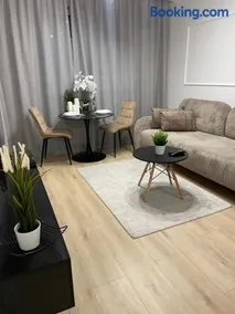 AirPort Apartment - Image 1