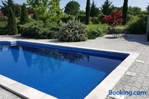Appartement, classé 3 étoiles tout confort, piscine au sel, au calme pour un couple - Image 1