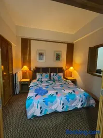 Riviera Bay Resort Condominium - Image 1