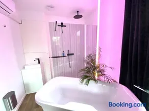 The Square - Cozy home in the city center with outdoor sauna - Image 3