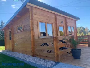 Chalet 2 personnes avec jacuzzi privatif et piscine saisonnière partagée - Image 3