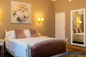 The Corner House - Image 3