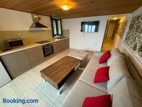 joanna's cottage - Image 2