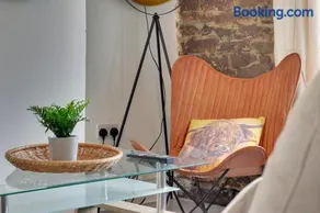 Home from Home, FREE Parking, Ideal for Workers - Hosted by Stay Host Save - Image 2