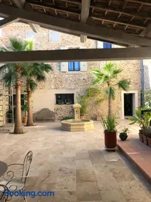 Maison Mia Majorelle - Image 1