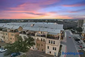 Modern Luxury Townhouse with Private Elevator and Rooftop Terrace - Image 2