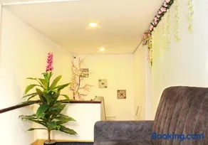 Garden's Aparta hotel - Image 2