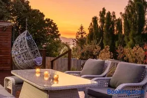 Serene Oceana - Savoring the gentle Tassie breeze - Image 5