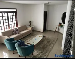 Belíssima Casa super confortável com piscina e área gourmet - Image 2