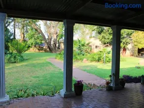 Phomola Guesthouse - Image 1