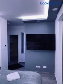 Jacuzzi Apartment Code 96 - Image 4