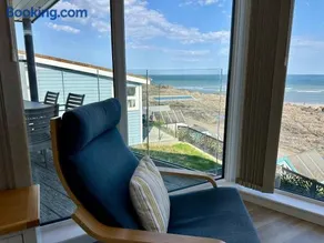 Stylish 3-Bed Seaview Retreat with Balcony - Steps from the Beach - Westward Ho! - Image 4