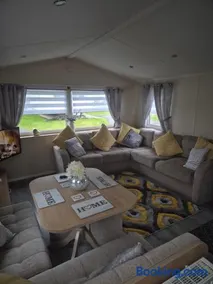 3 bedroom Caravan Craigtara - Image 3