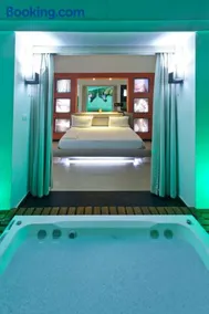 Motel Platinum - Image 3